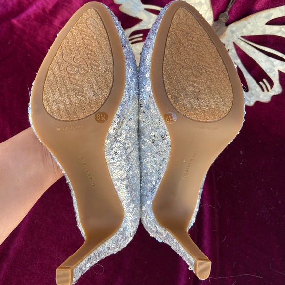 Silver Sequined Gianni Bini Stiletto Pumps Sz 8 - Picture 5 of 7